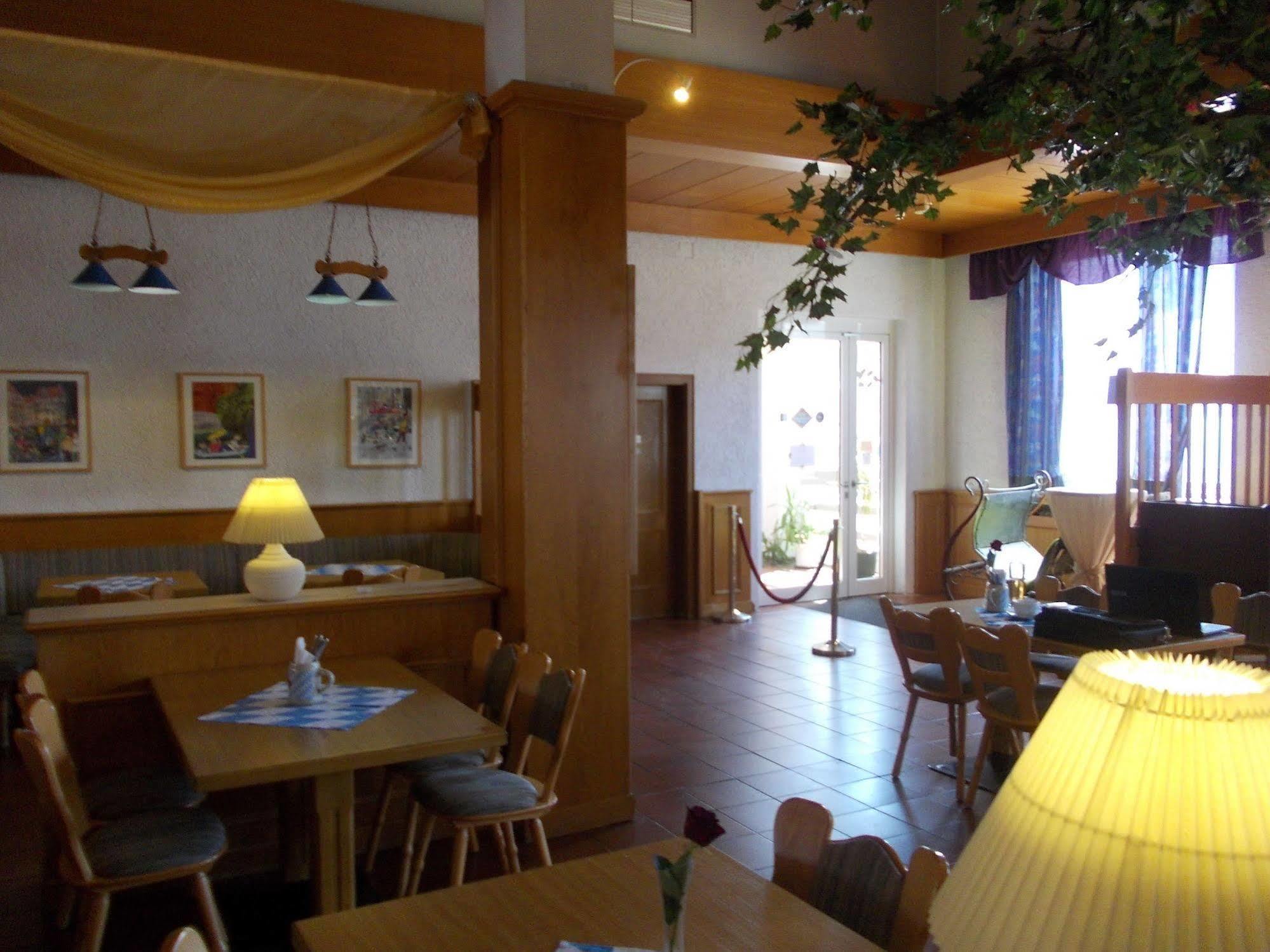 Hotel Im Bahnhof Passau Luaran gambar